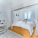מלון דירות Fyrogenis Palace אמבלאס