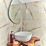 Aparthotel Fyrogenis Palace