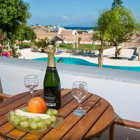 Aparthotel Fyrogenis Palace