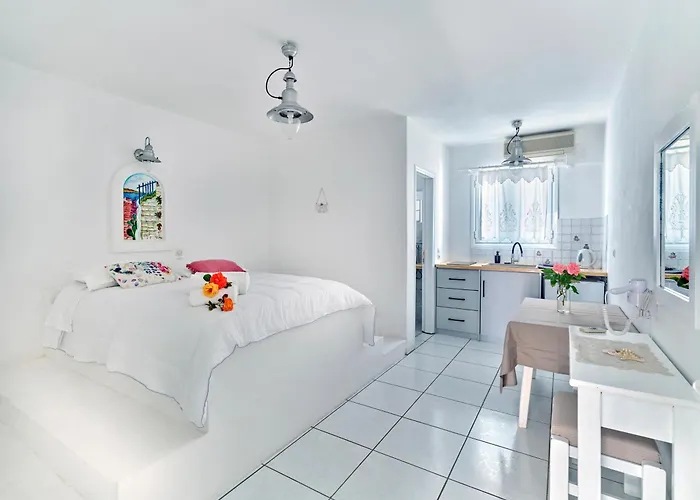 Aparthotel Fyrogenis Palace